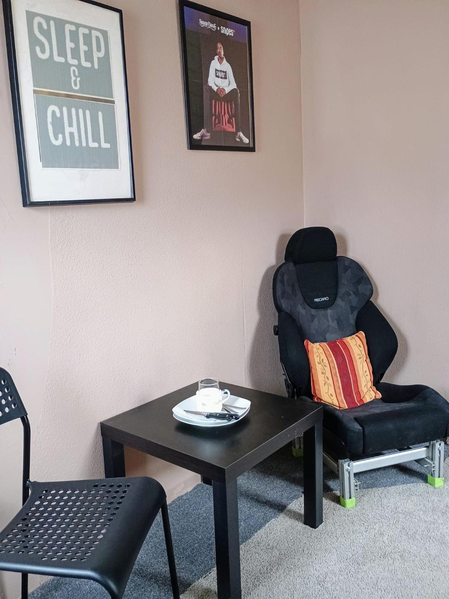 Appartamento Sleep&Chill - Ruhige Uebernachtung Mit Main-Blick Neustadt am Main Esterno foto